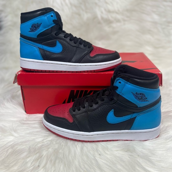 Air Jordan 1 retro high og Unc to chi womens size 8 / mens size 6.5 - Picture 3 of 6